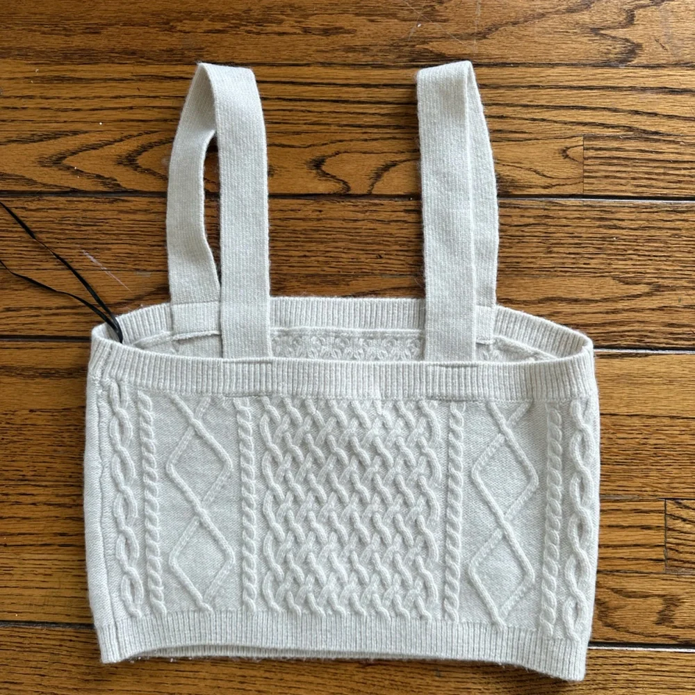 H&M Cable Knit Crop Top S NWOT - Picture 3 of 5